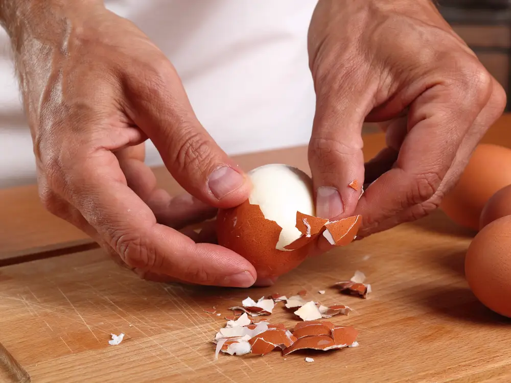 Peel Hard-Boiled Eggs