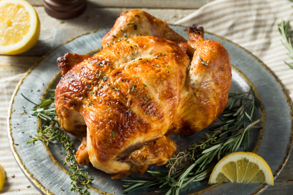 What are some popular ways to enjoy rotisserie chicken?